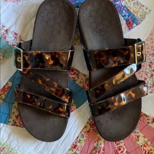EUC VIONIC 3 STRAP SANDAL TORTOISE!! SZ 10